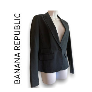 BANANA REPUBLIC BLAZER NAVY BLUE SIZE 4